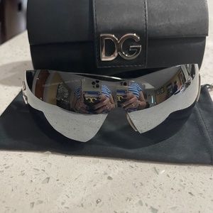 D&G